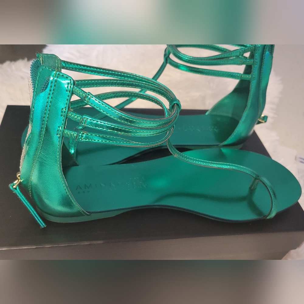 Sandals - Picture 2 of 3